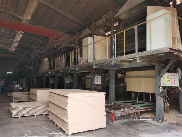 生产桥洞力学板设备